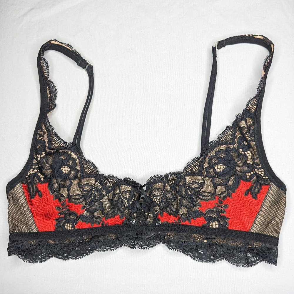 Elegant Lingerie Embroidery Ornate Red Black Lace Bra (S) Victoria's Secret